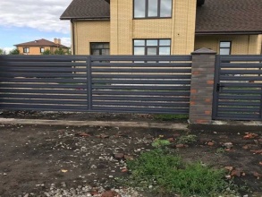 Забор жалюзи 72 метра фото в Селятино