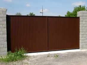 ворота распашные с ручным управлением - пример 11 фото в Селятино