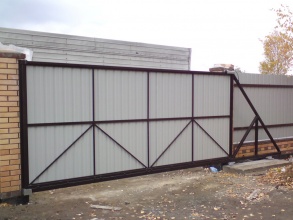 Ворота откатные с ручным управлением - пример 12 фото в Селятино